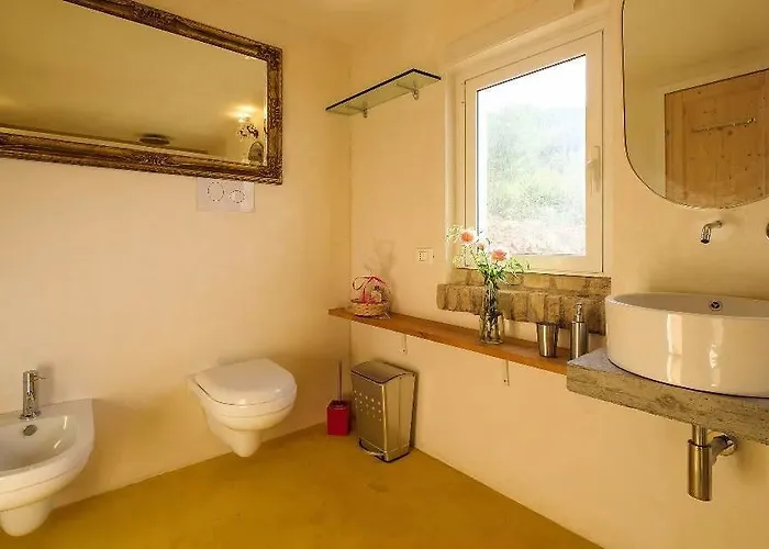 Andrea's * Чефалу