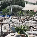 Andrea's Чефалу
