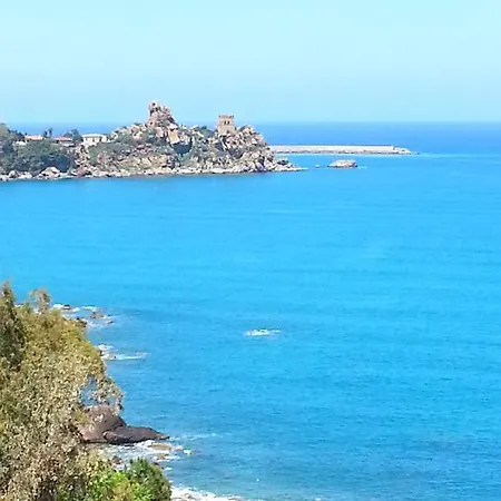 Andrea's * Cefalu