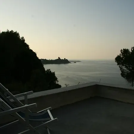 Andrea's * 체팔루